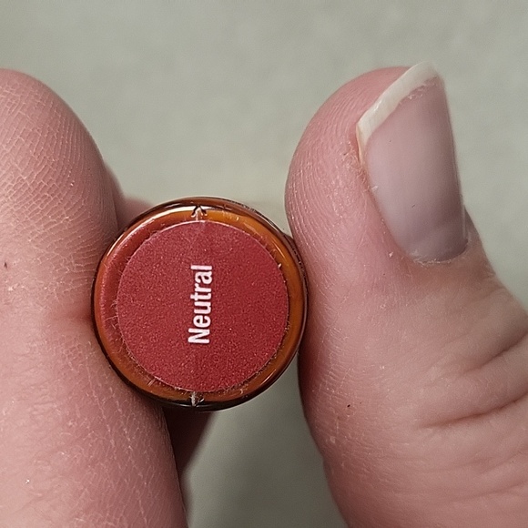 Senegence lipsense, neutral in color, new in pkg - Picture 2 of 3